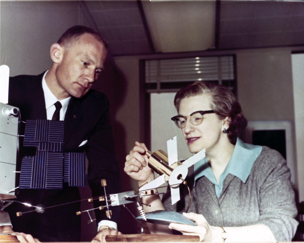 Nancy Grace Roman junto a Buzz Aldrin.