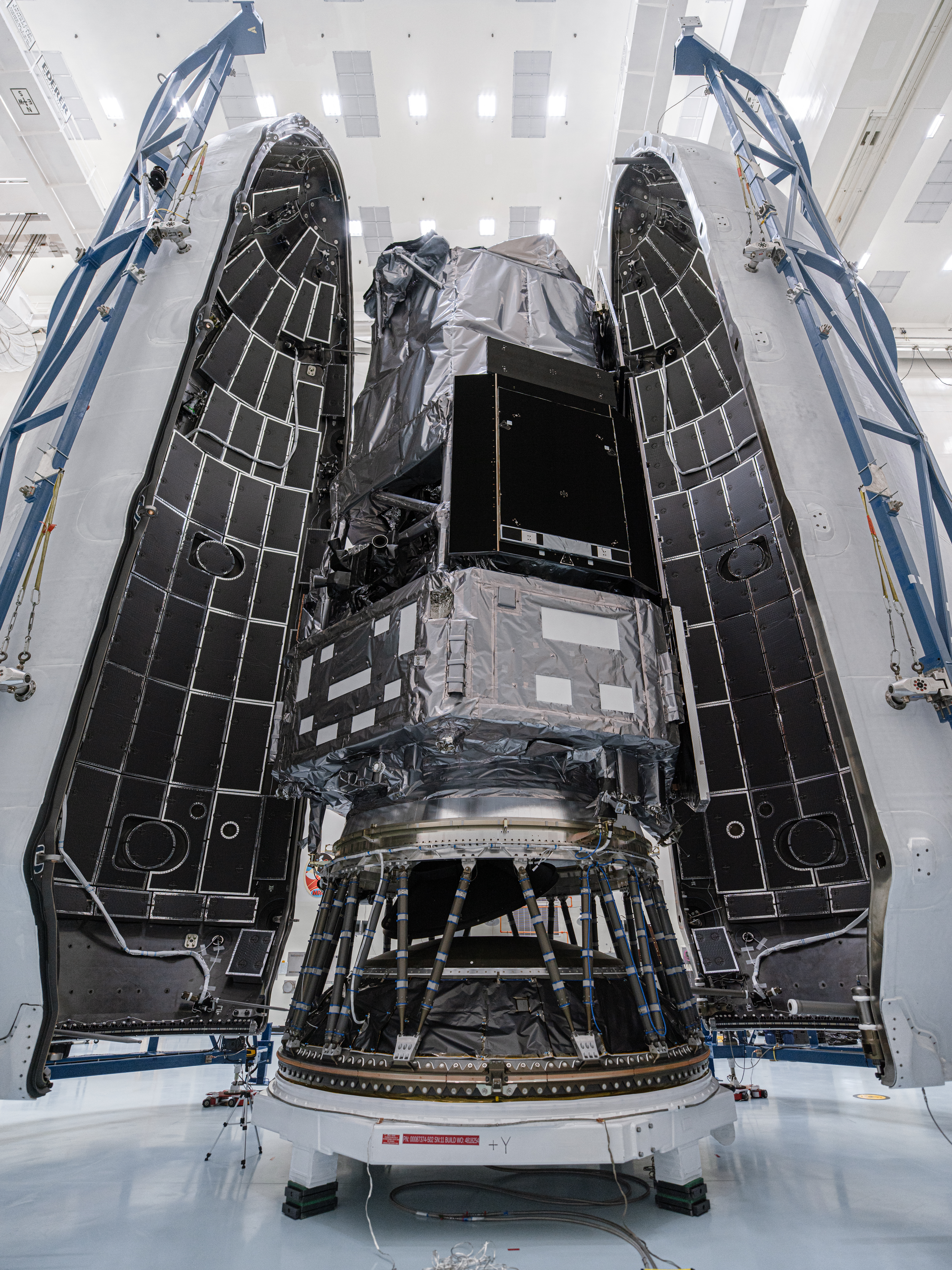 Encapsulado del telescopio espacial Roman.